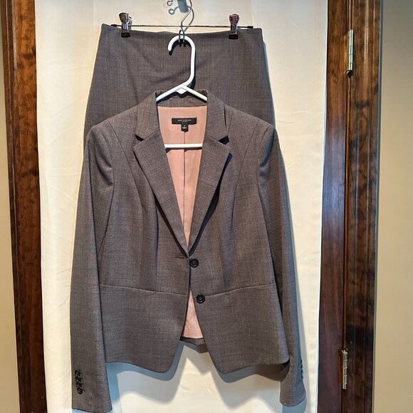 ANN TAYLOR Brown Tweed 2-Piece Business Suit ~ Jacket Size 6 ~ Skirt Size 4 - Picture 2 of 10